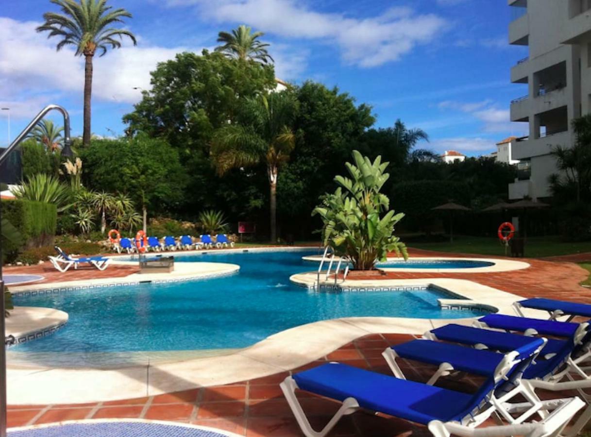 Puerto Banus With Private Garden Apartment Marbella Ngoại thất bức ảnh